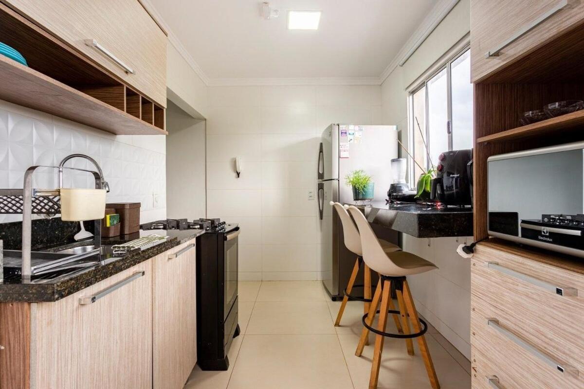 Ap 85M2 , 2Qts Com Suite , Estacionamento, Cozinha Completa , Wi-Fi 500Mb , Jr Catito Бразилиа Экстерьер фото